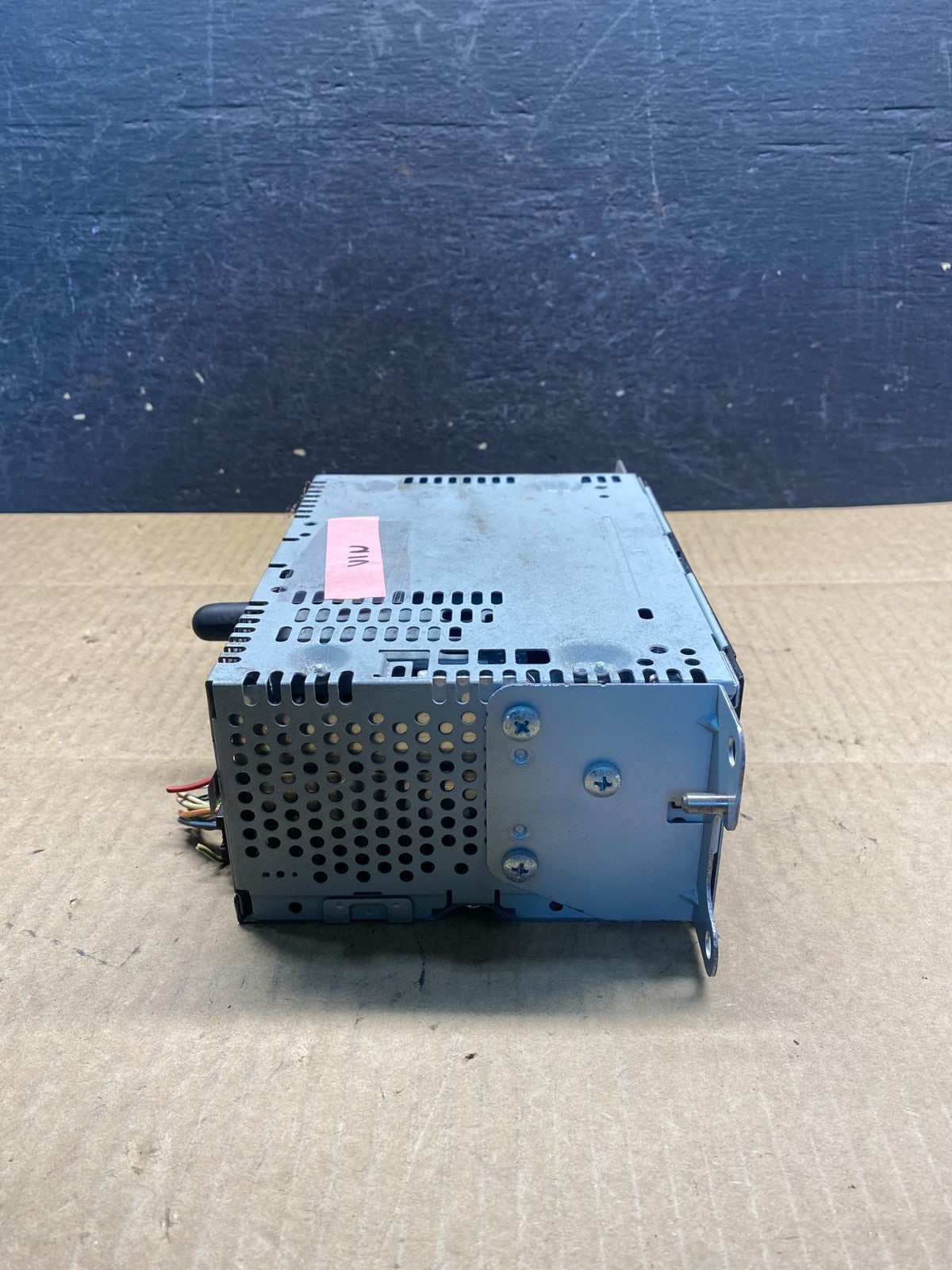 2017 2018 2019 Ford Explorer Audio Equipment Radio Receiver AM FM CD AG7308 DG2