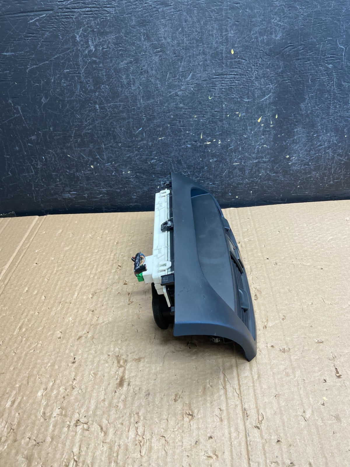 2004 to 2008 Acura TL Front Dash Dashboard AC Center Clock Air Vent AF6424 DG1
