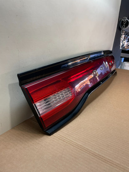 2011 to 2014 Dodge Charger Center Trunk Tail Light Lamp Lid Panel AJ1000 DG2