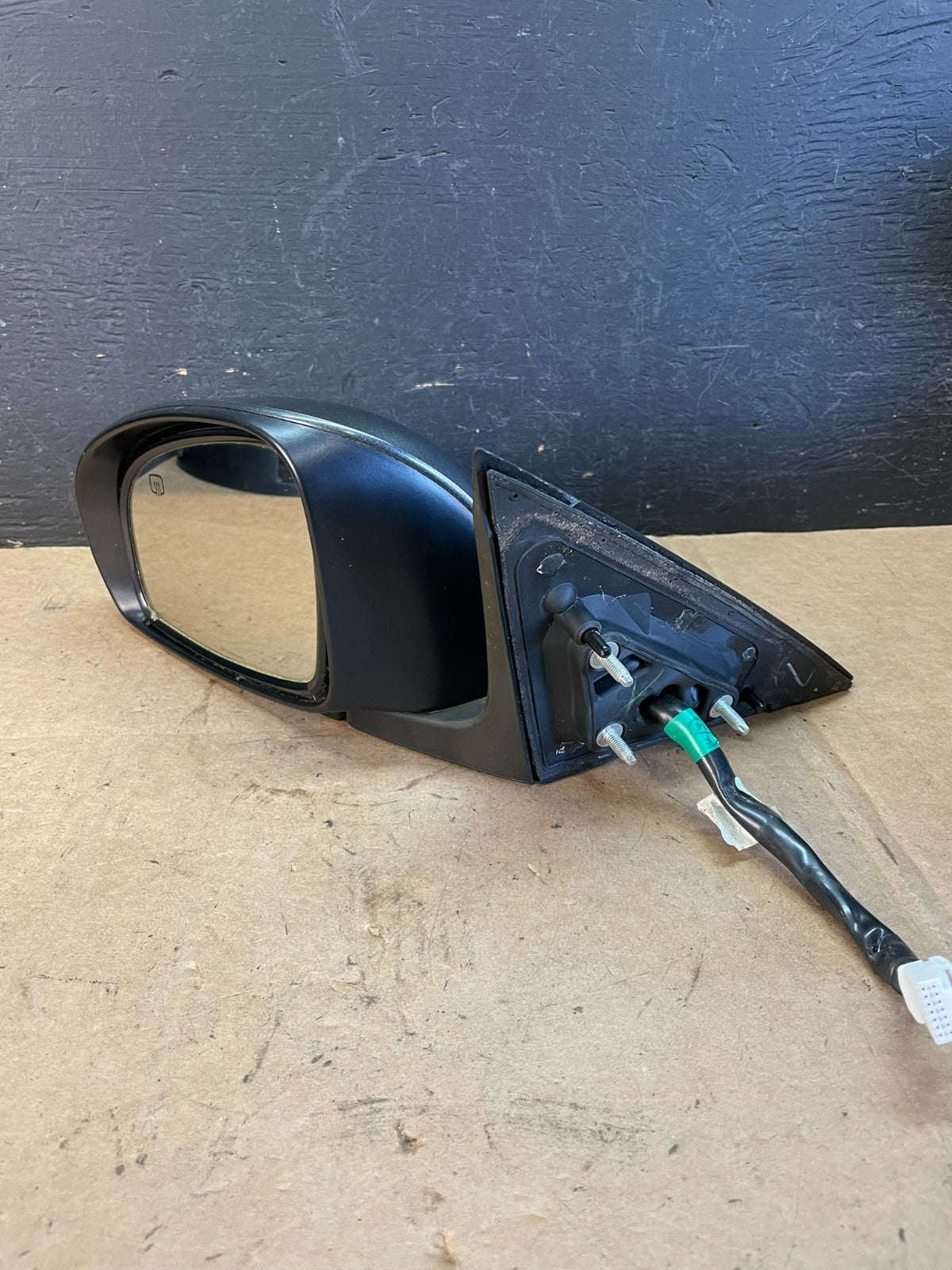 2011 to 2012 Toyota Avalon Left Driver LH Turn Signal View Door Mirror AE1058 DG2