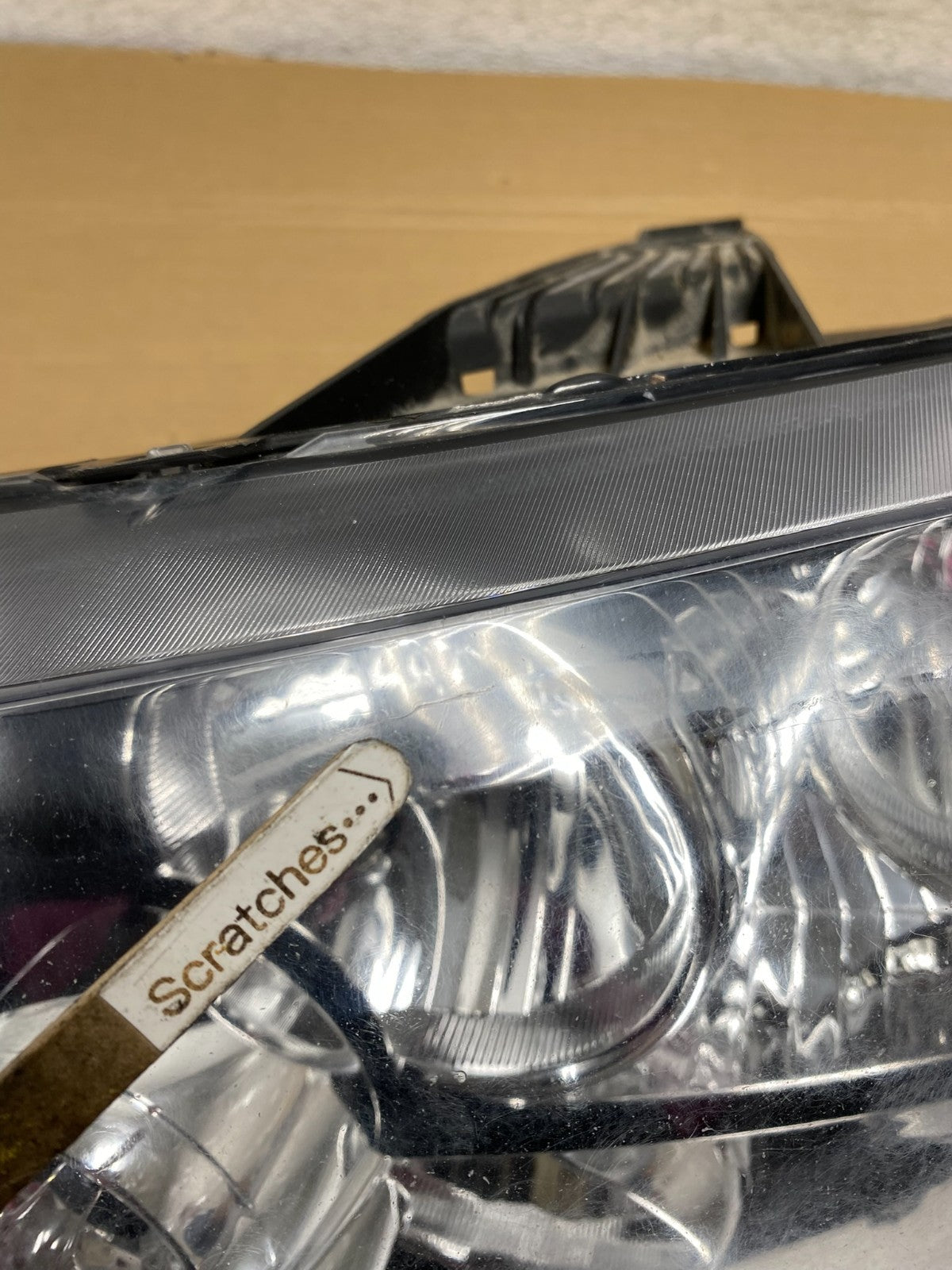 2011 to 2013 Jeep Grand Cherokee Halogen Left Driver Lh Headlight AG8839 DW3