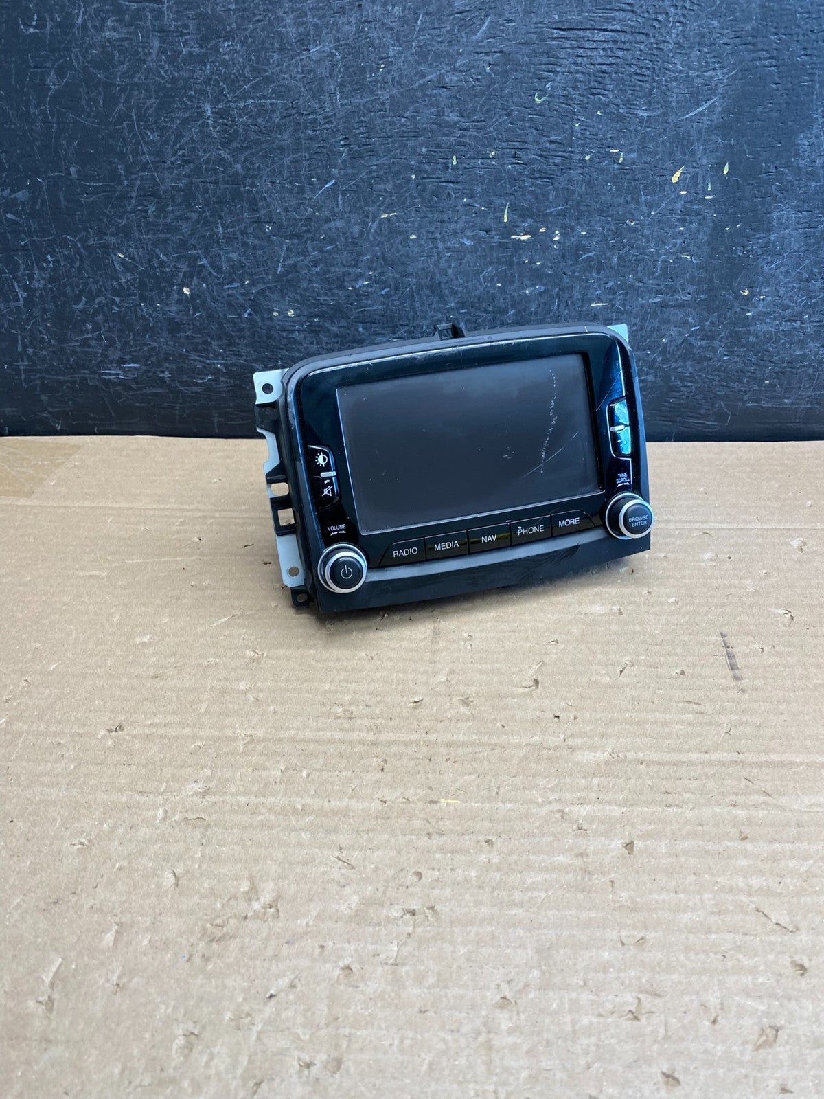 2014 to 2017 Fiat 500L Media Satellite Radio Screen Display AG6333 DG0