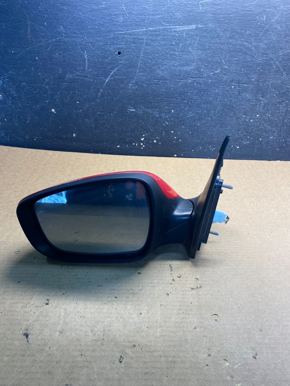 2011-2015 Hyundai Elantra Left Driver View Door Mirror OEM Z9158 MS8