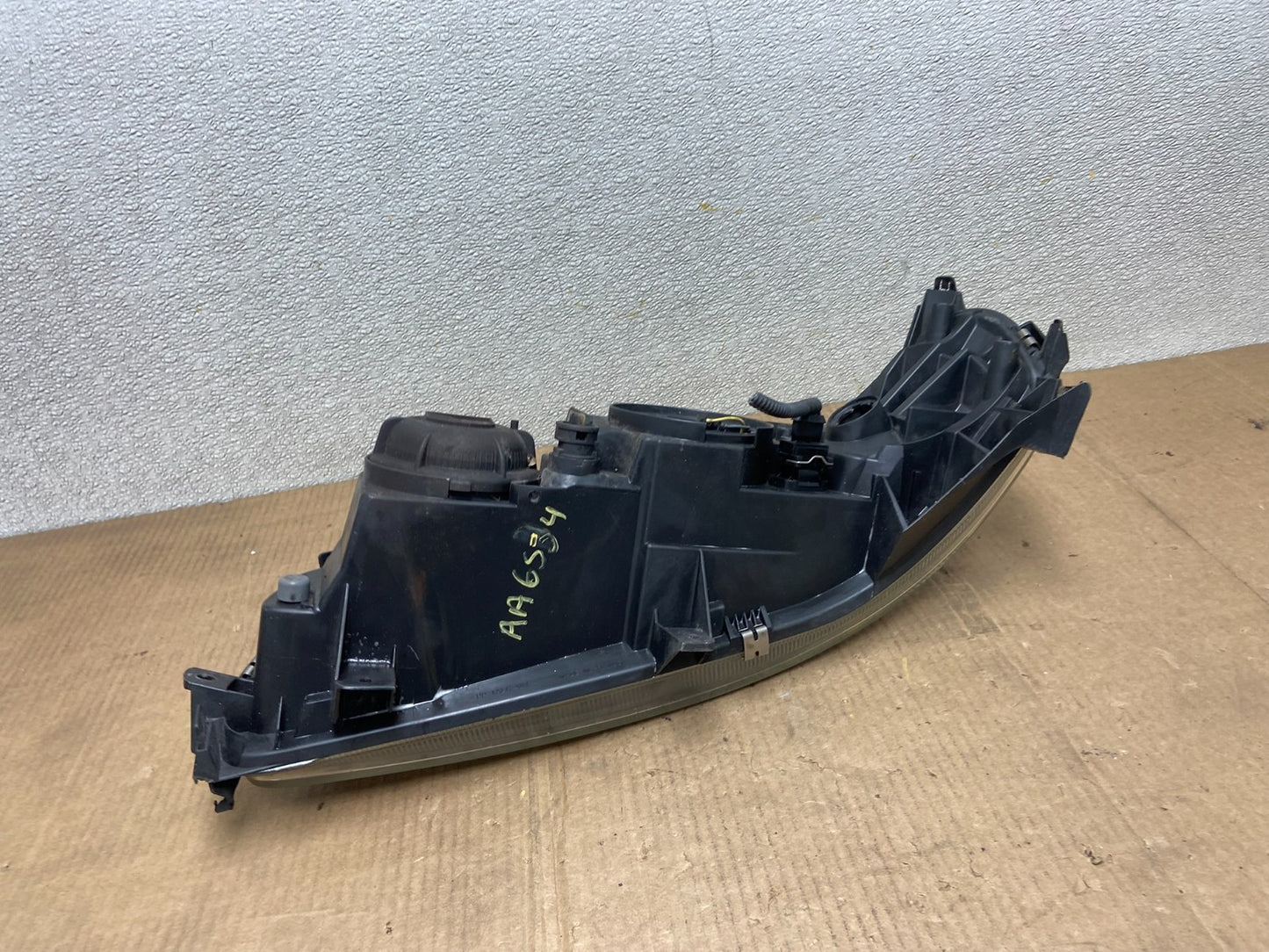 2001 2002 2003 2004 Volvo V70 XC70 Right Passenger Rh Headlight OEM AA6534 DW6