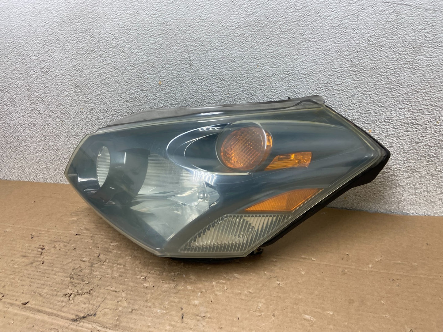 2004 to 2009 Nissan Quest Left Driver LH Black Headlight AB4885 DW1