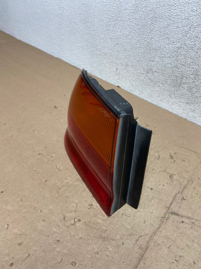 1995 1996 Nissan Maxima Left Driver LH Side Tail light AG5577 LK1