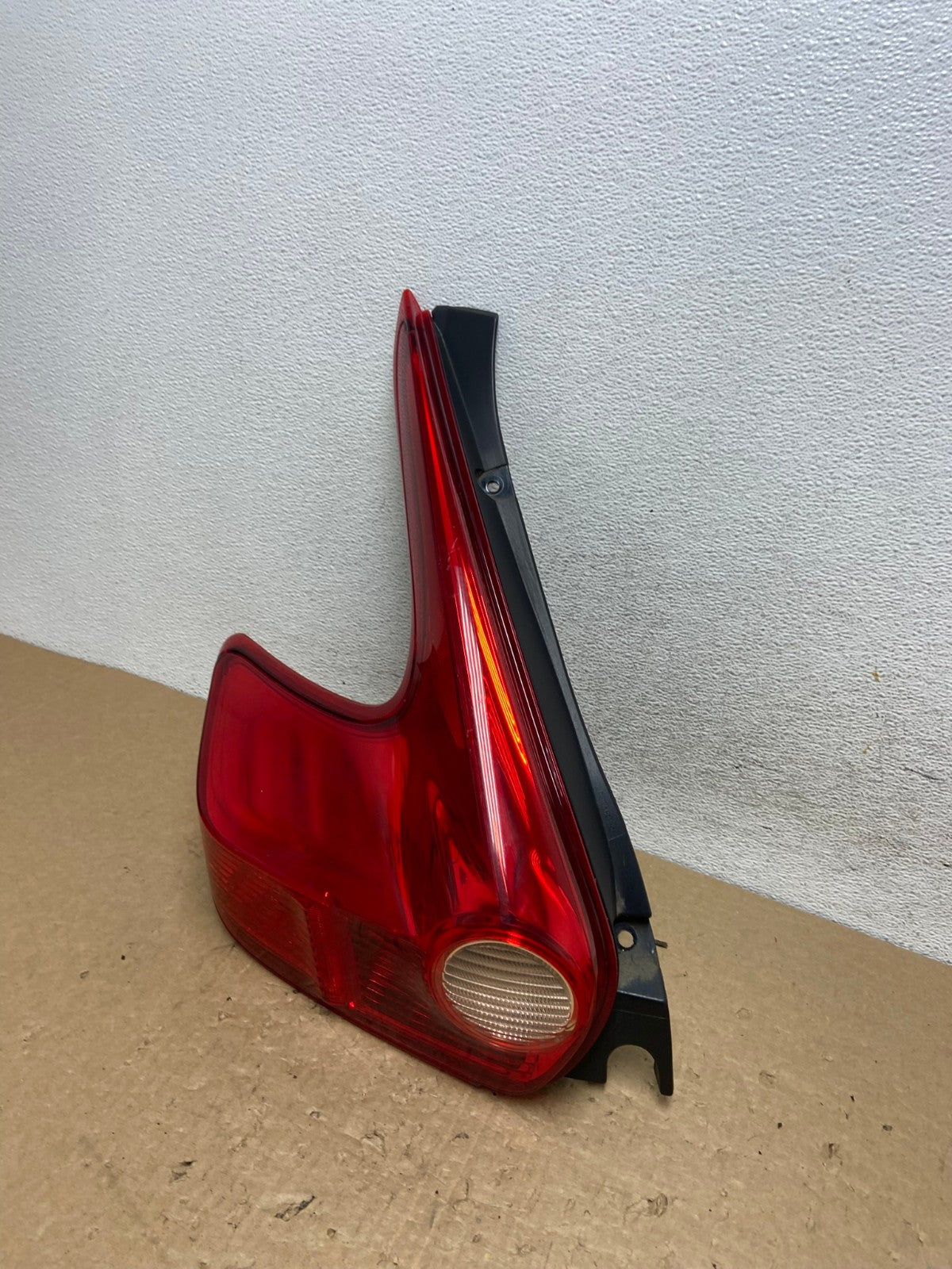 2011 to 2014 Nissan Juke Left Driver LH Side Tail Light AF8009 LK0