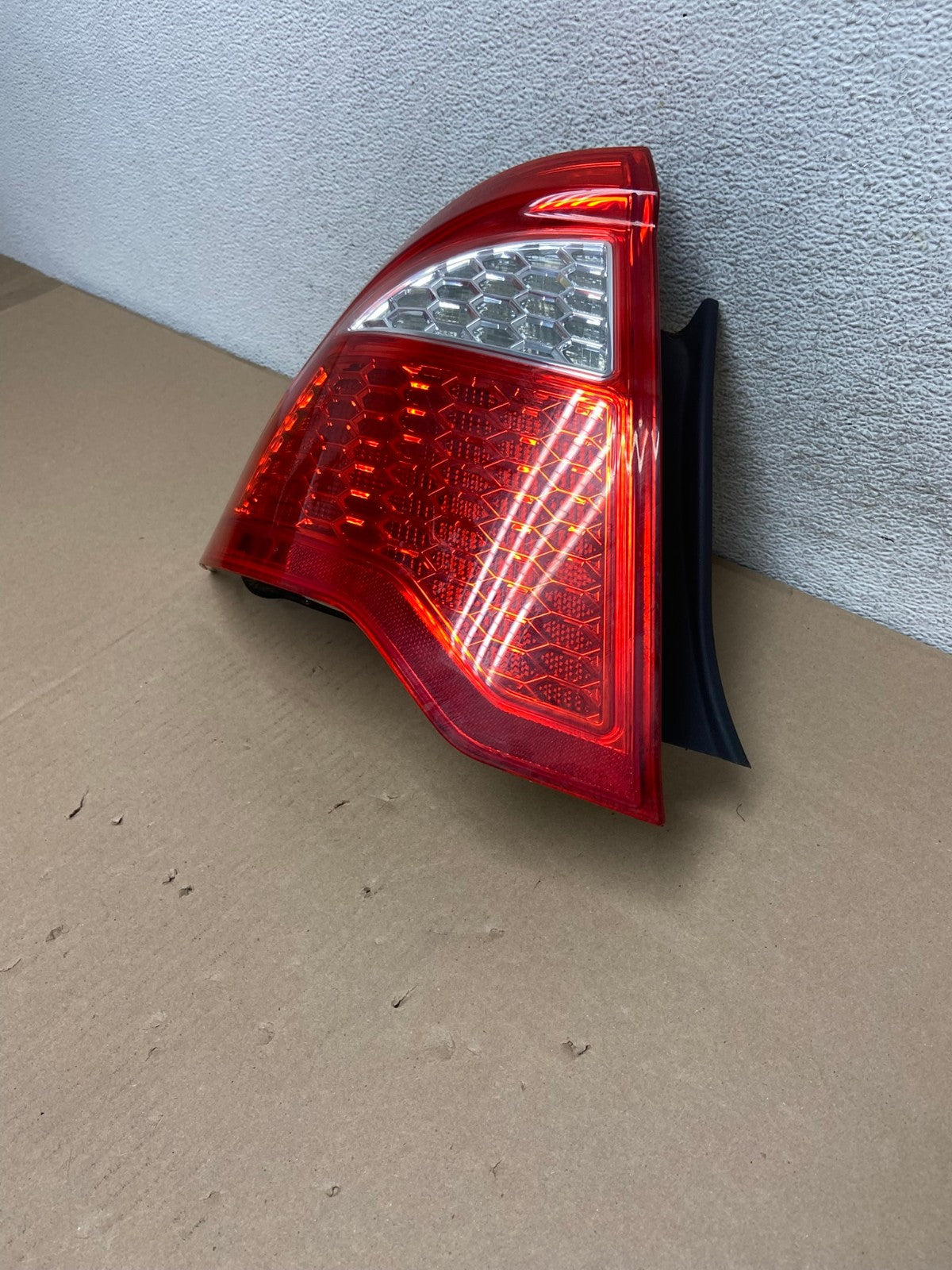 2010 2011 2012 Ford Fusion Left Driver LH Side Tail Light AG6626 LK1