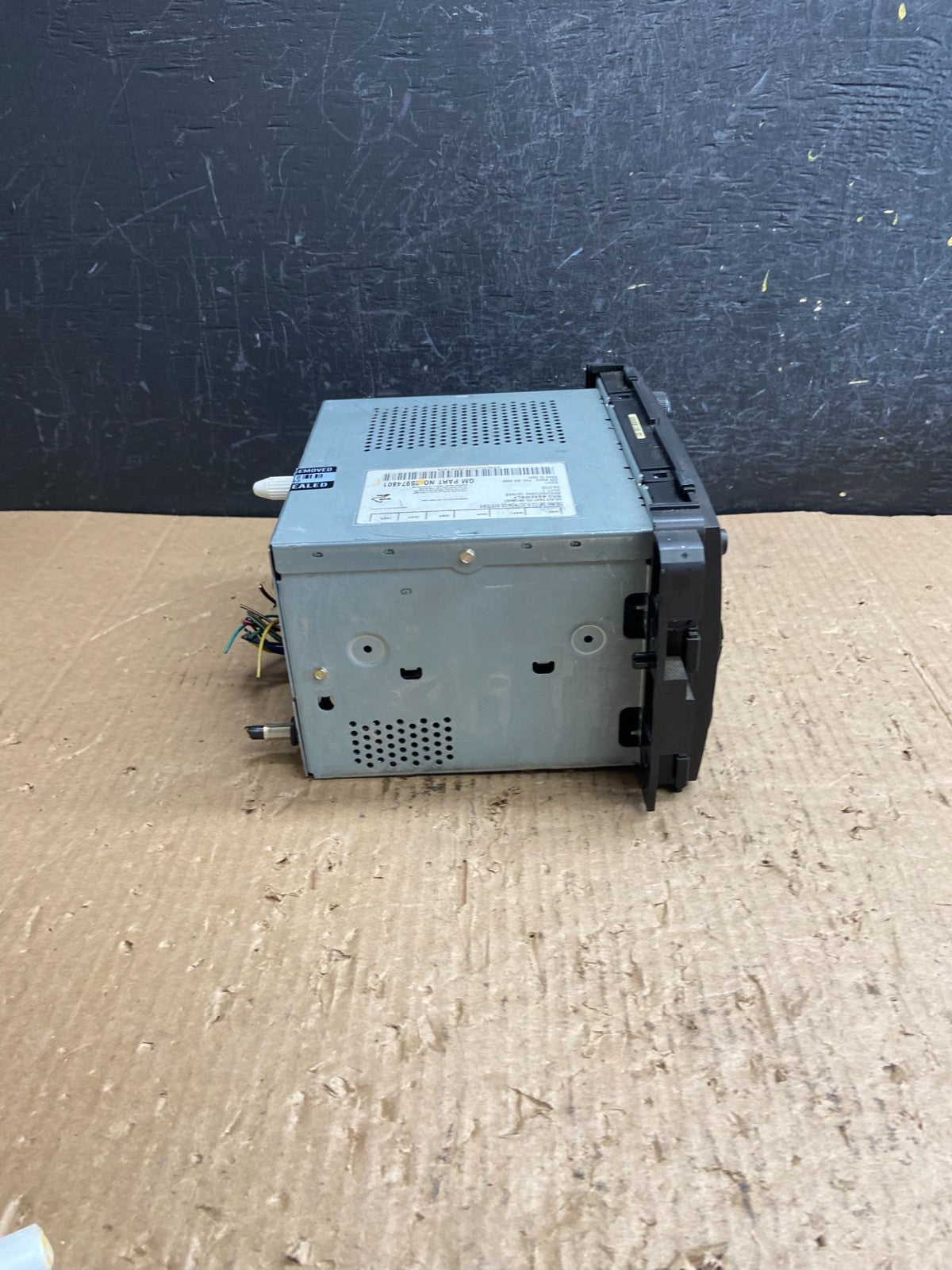 2007 to 2014 GMC Chevy Truck Yukon Silverado AM FM Radio AE4481 DW1