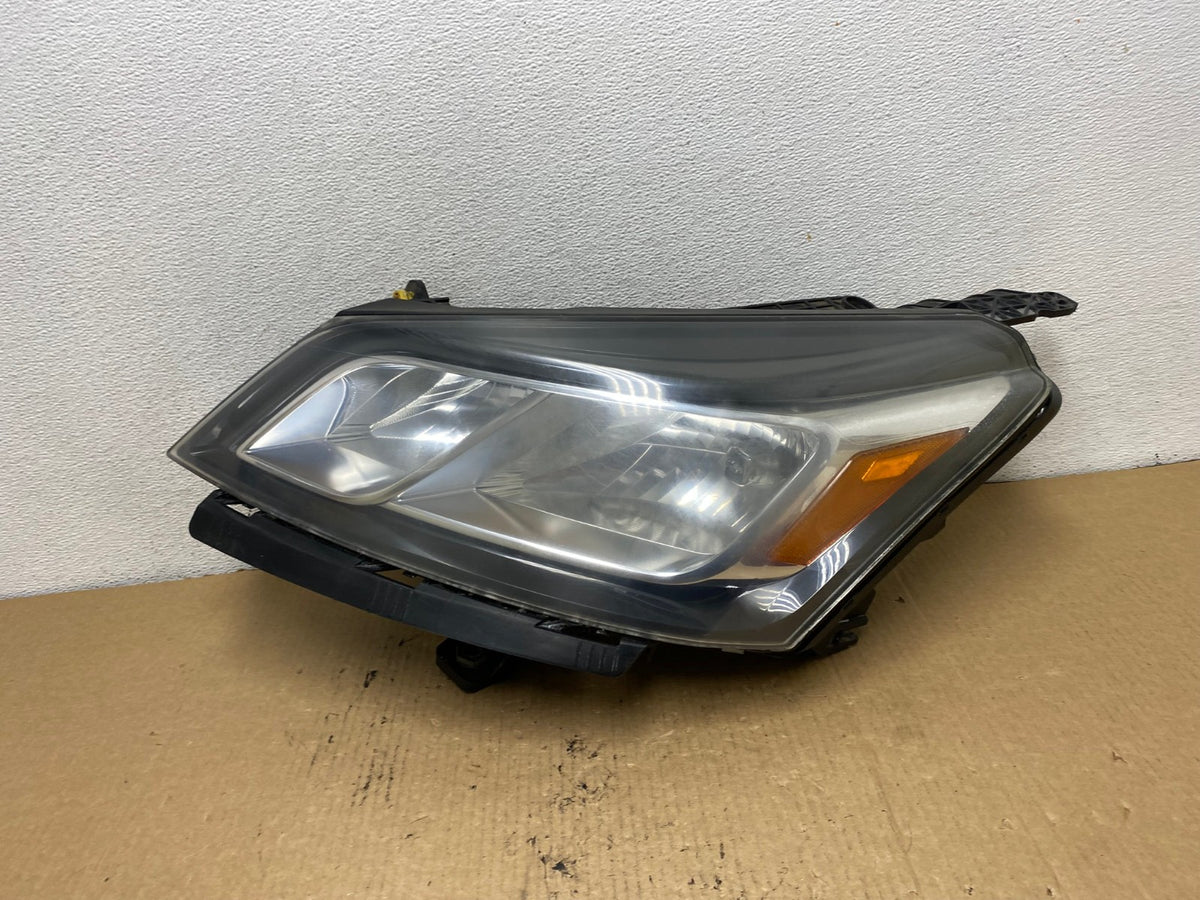 2013-2017 Chevrolet Traverse Left Driver LH Side Headlight Halogen AG2114 LK0