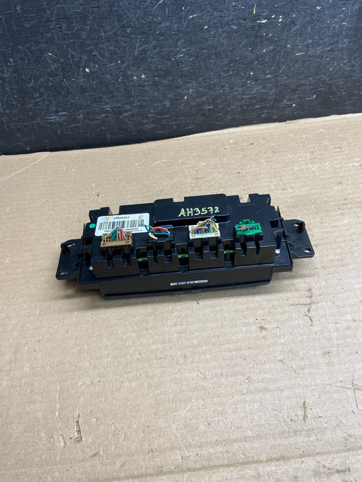 2007 to 2011 Cadillac Escalade AC Heater Climate Control Panel AH3572 DG3
