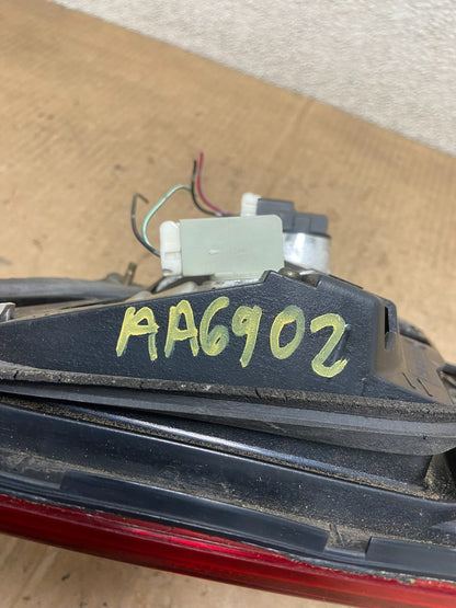 2002-2004 Infiniti i35 Left Driver LH Side Inner Tail Light OEM AA6902 DW5