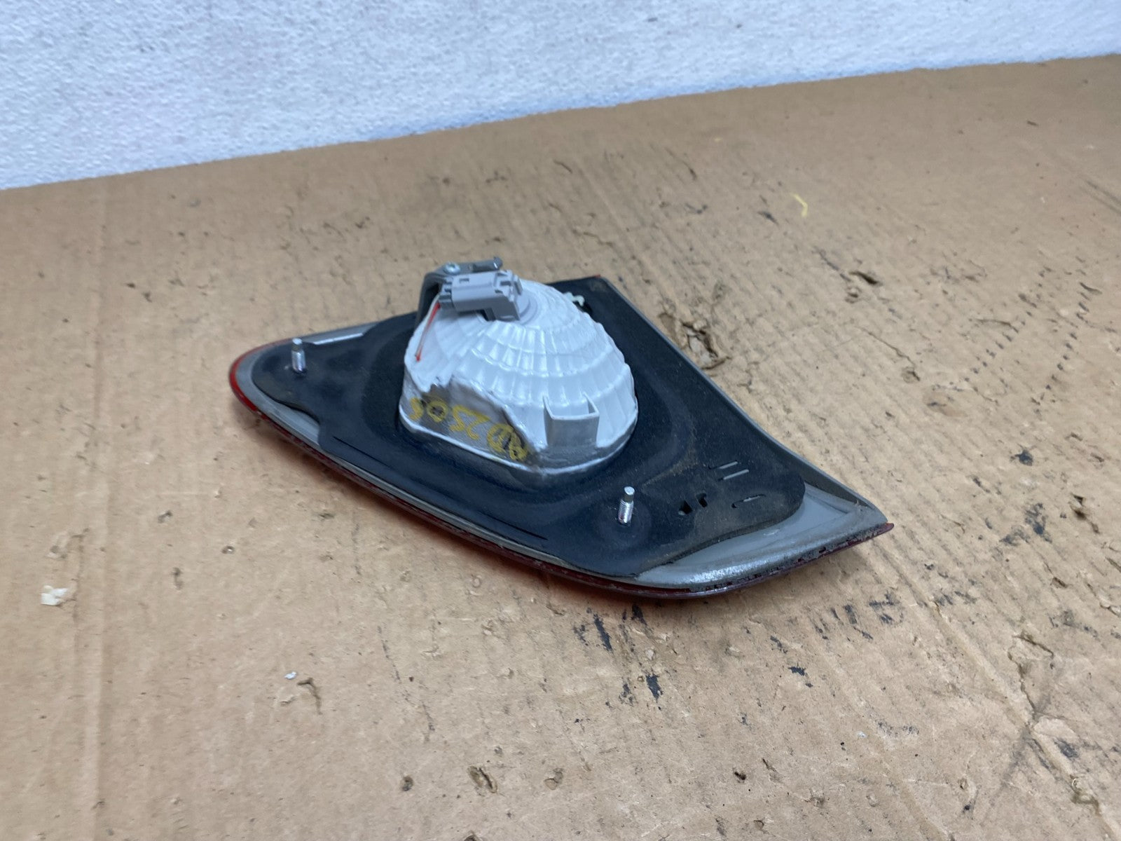 2009-2010 Toyota Corolla Right Passenger Rh Side Tail Light Inner AD25064