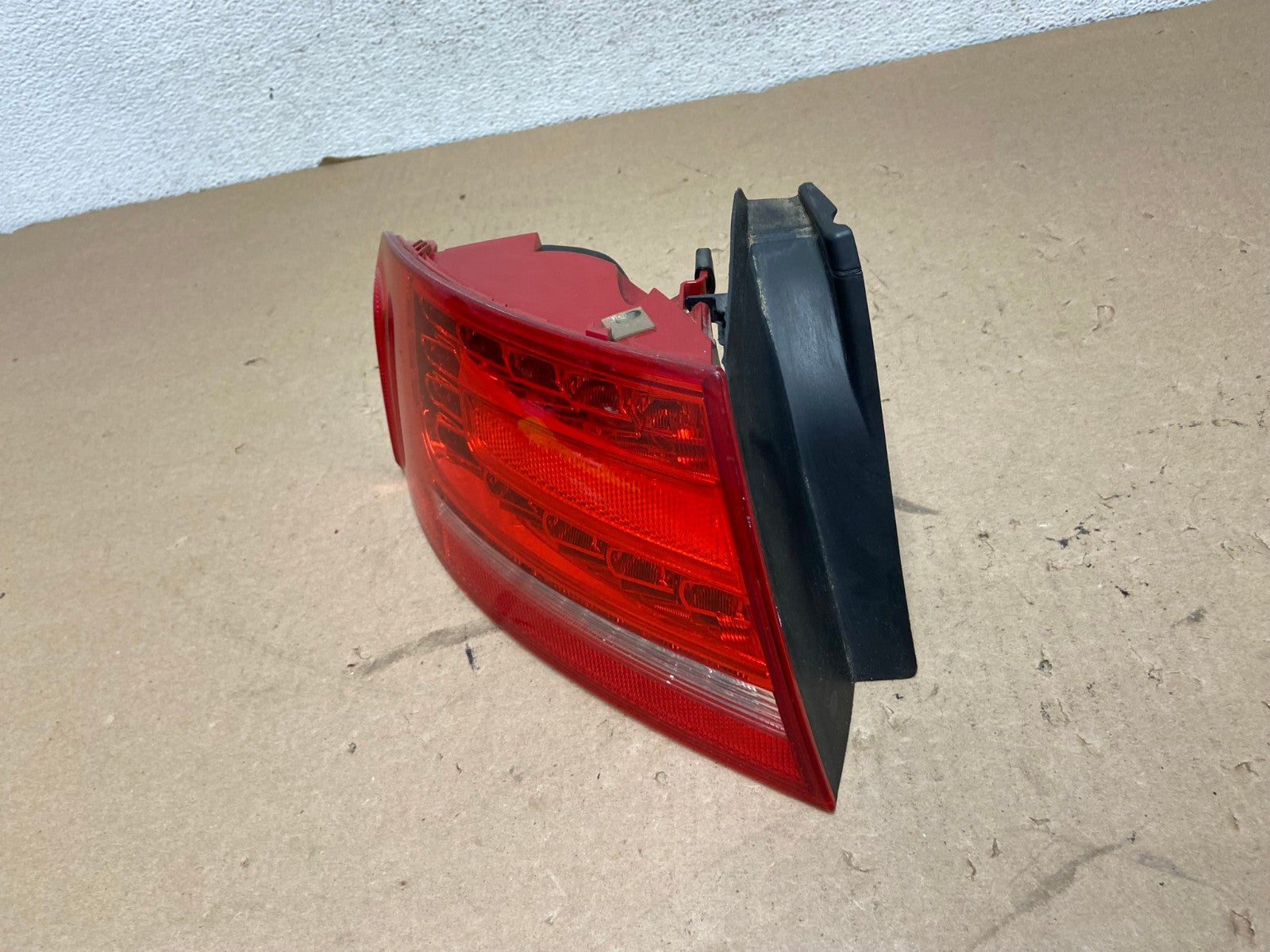 2009 - 2012 Audi A4 Sedan Left Driver Side LED Lh Tail Light AG4118 LK1