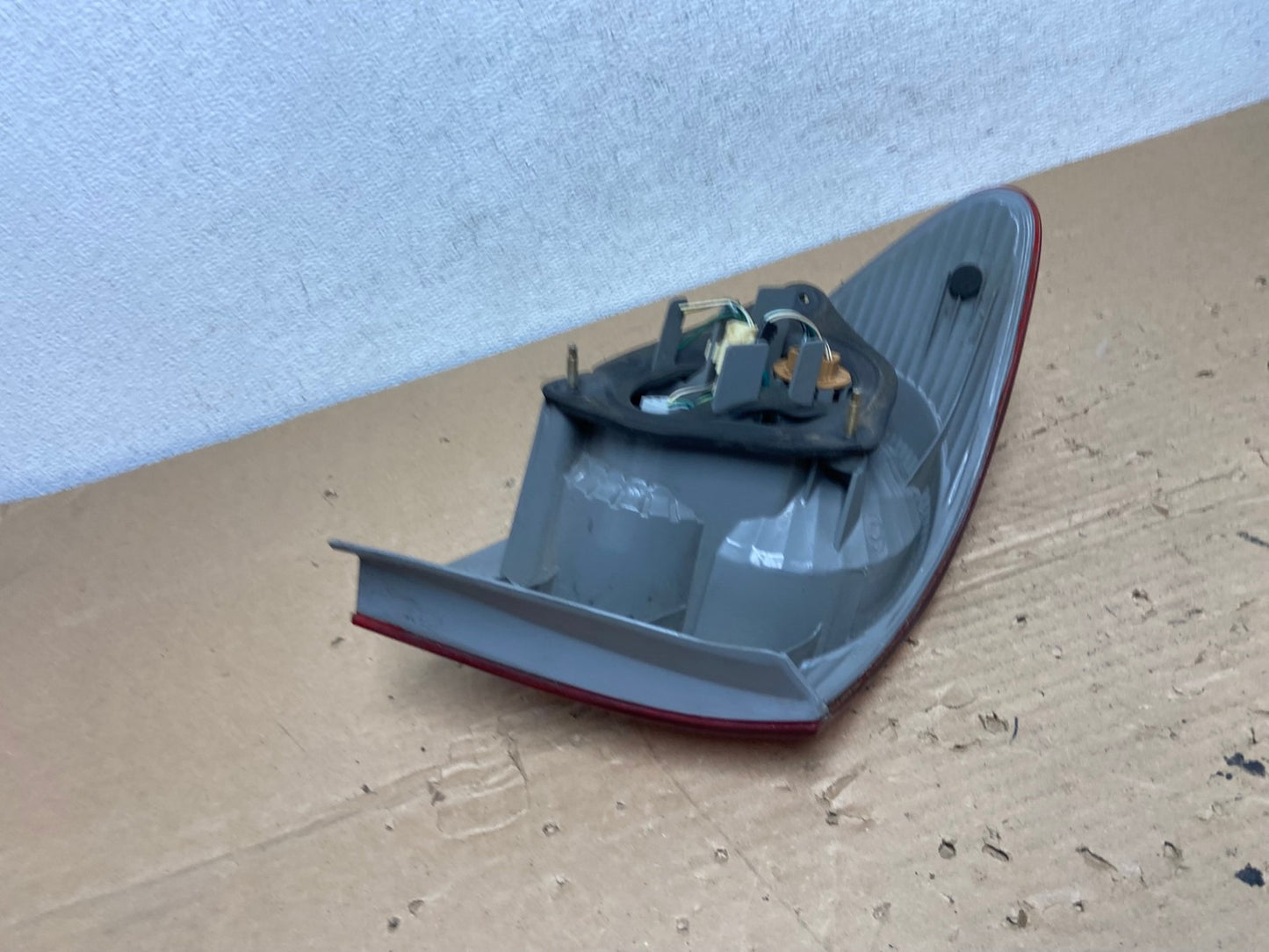 2005 - 2008 Toyota Corolla Right Passenger RH Side Tail light AD4129 LK5