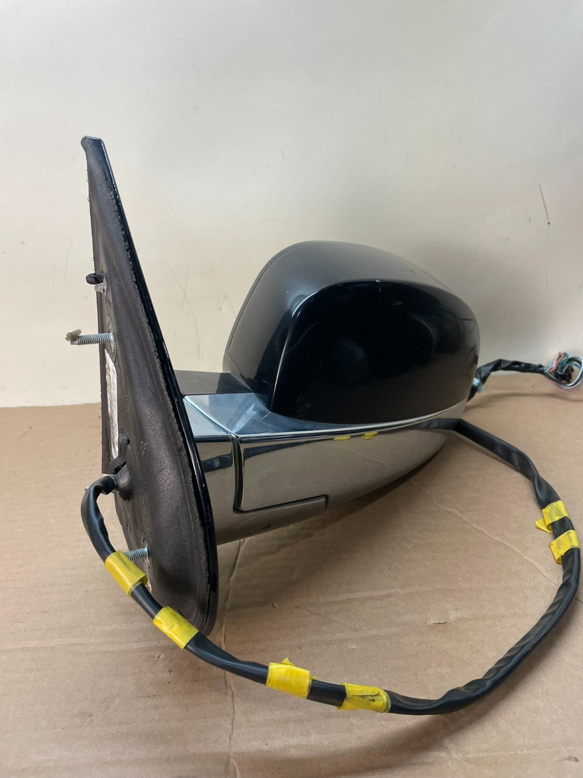2007 - 2014 Cadillac Escalade Left Driver Door Mirror Turn Signal AI0403 DG1