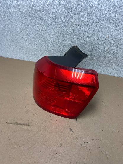 2010 to 2017 GMC Terrain Halogen Right Passenger Rh Side Tail Light AG3411 PS1