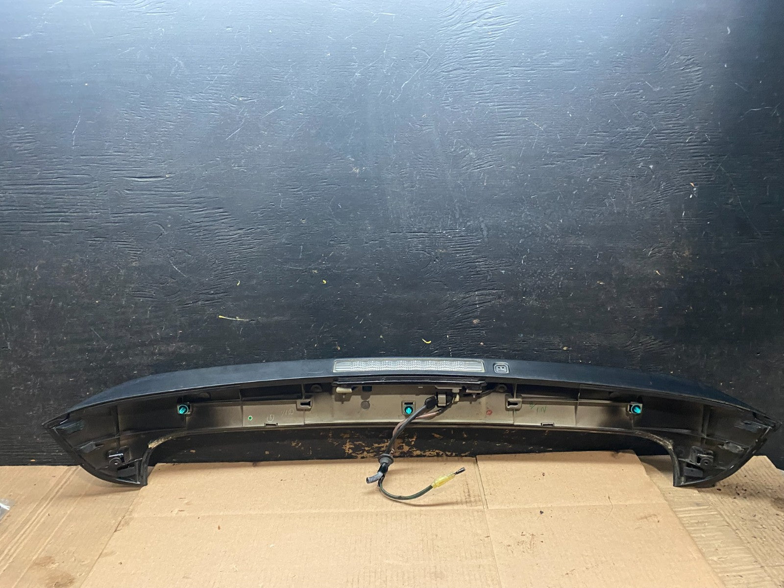 2008-2011 Subaru Impreza Hatchback Rear Upper Tailgate Roof Spoiler OEM W2526 DG8