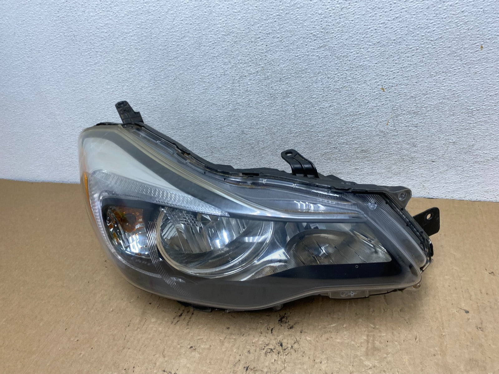 2012-2016 Subaru Impreza Crosstrek Right Passenger Halogen Headlight AG2372 DW1