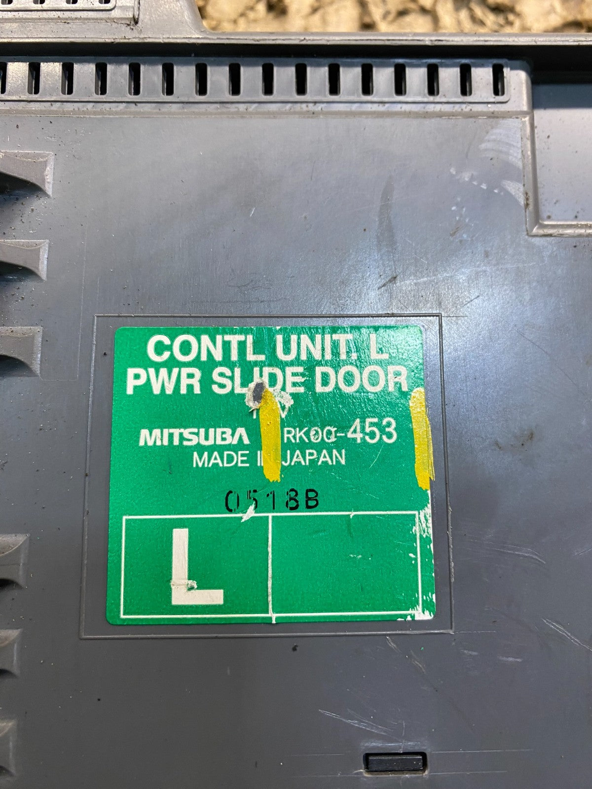 2008 - 2010 Honda Odyssey Rear Left Driver LH Sliding Door Module X4630 DG3