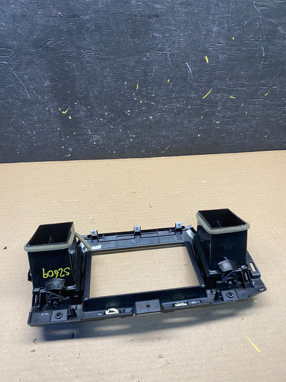 2010 - 2012 Lincoln MKZ Center Dash Gps Radio Bezel Panel Air Vent OEM S2609 DG3
