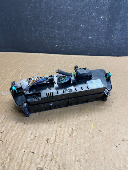 2020 to 2023 Ford Explorer A/C Heater Climate Control Panel ad6781 DG4