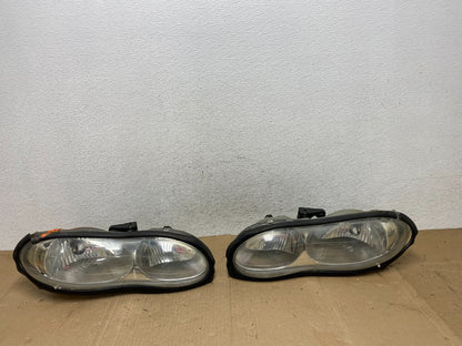 1998 to 2002 Chevrolet Camaro Pair Left and Right Headlights AE9157 DW0