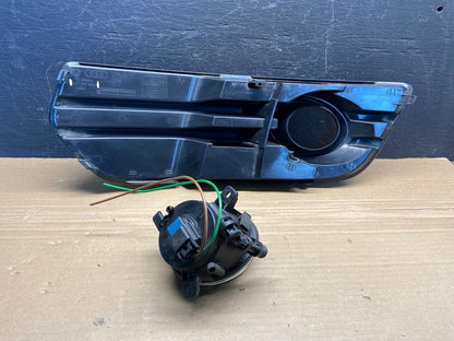 2009 to 2012 Audi Q5 Right Fog Light Bezel w/o S-Line Pkg AE45912