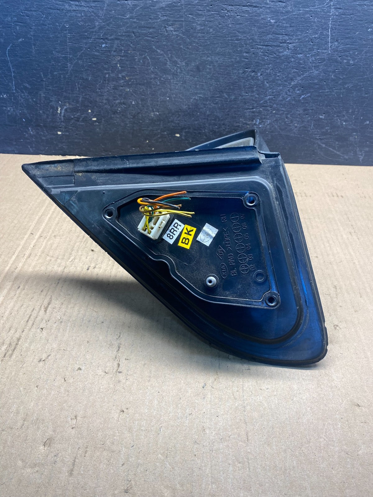 2003 to 2009 Kia Sorento Right Passenger View Door Mirror AE6352 DW4