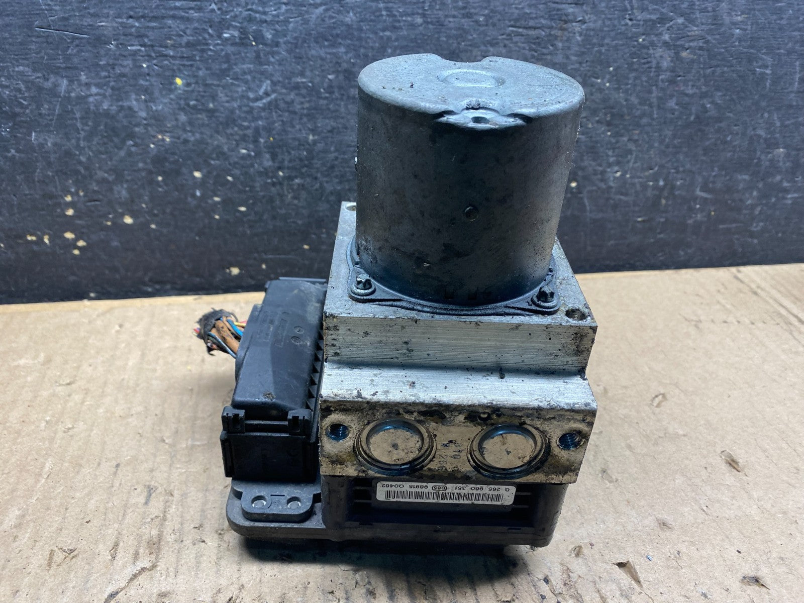 2007 to 2010 BMW X5 E70 ABS Anti-Lock Brake Pump 3451 6795778 V0773 DG2