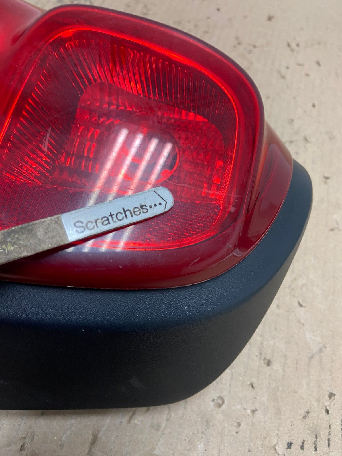 2005 to 2009 Pontiac Montana / Uplander Left Driver Lh Tail Light AE8849 LK3