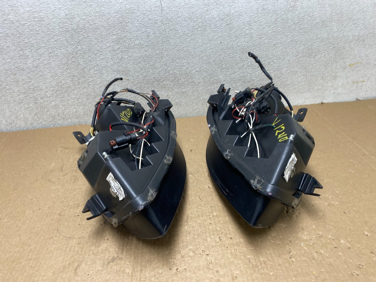 2002 to 2004 Nissan Altima Left+Right Side Set LED Black Headlights  V1240 DG12