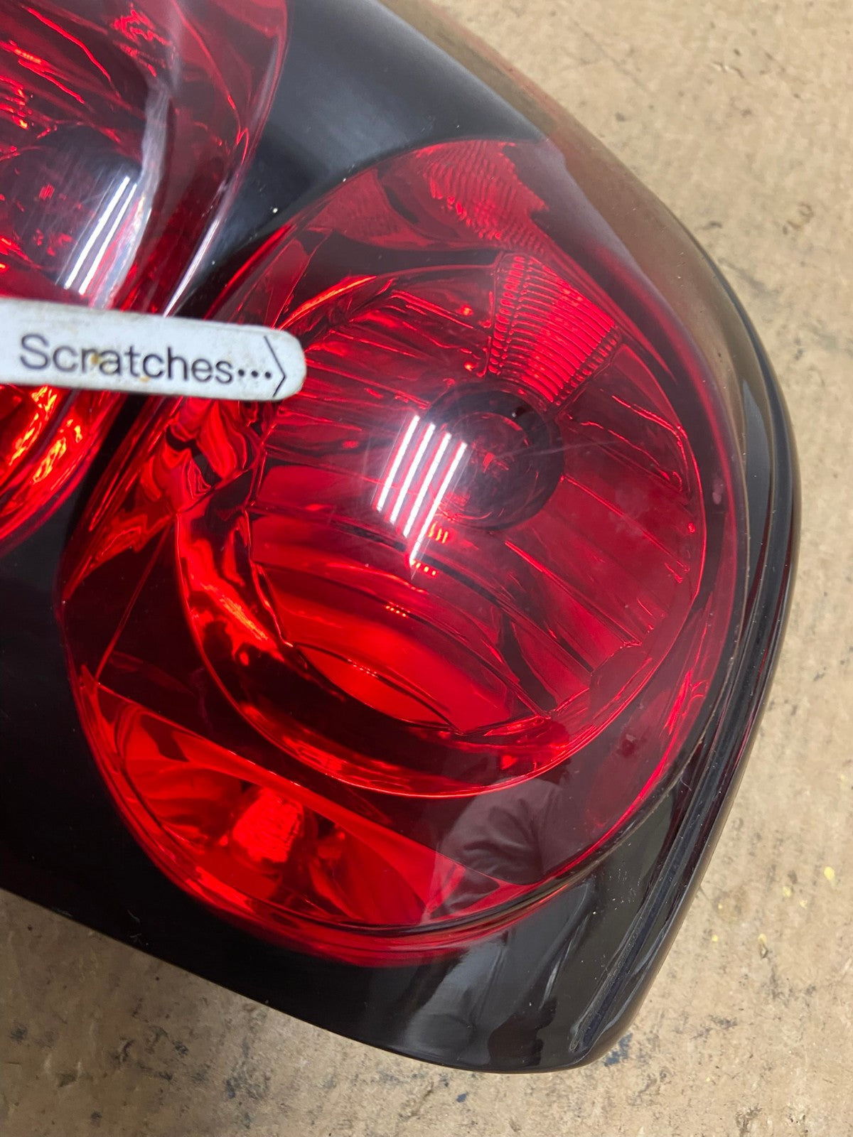 2002 to 2009 Chevrolet Trailblazer Left Driver LH Side Tail Light AC3711 LK3