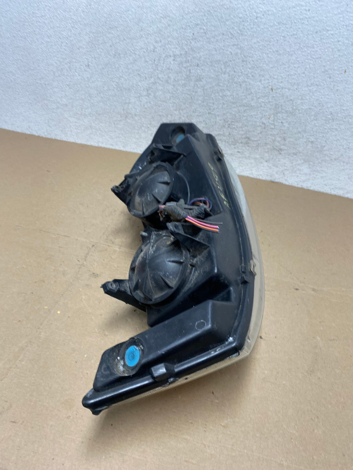 2003 to 2007 Saturn Ion Halogen Headlight Left Driver LH Side AF4509 LK9