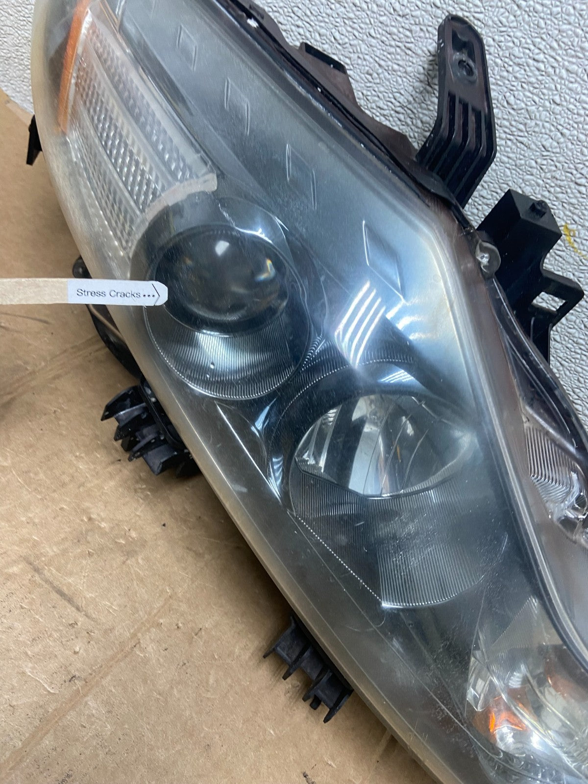 2011 to 2014 Nissan Murano Headlight Right Passenger Rh Oem Halogen AA1321 DW4