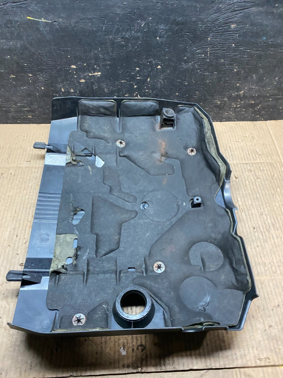 2008 to 2012 Cadillac CTS 3.6L Plastic Engine Cover Shield Oem T9490 DG7