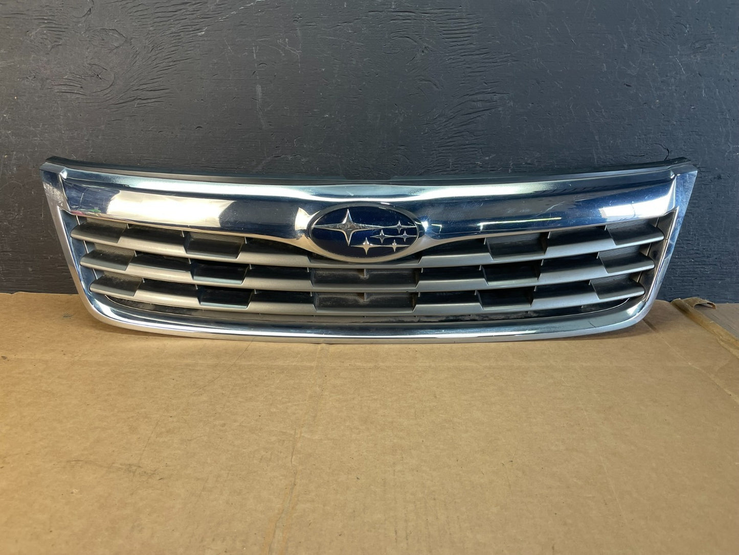 2009 2010 Subaru Forester Front Upper Chrome Grille Grill AE0844 DG0