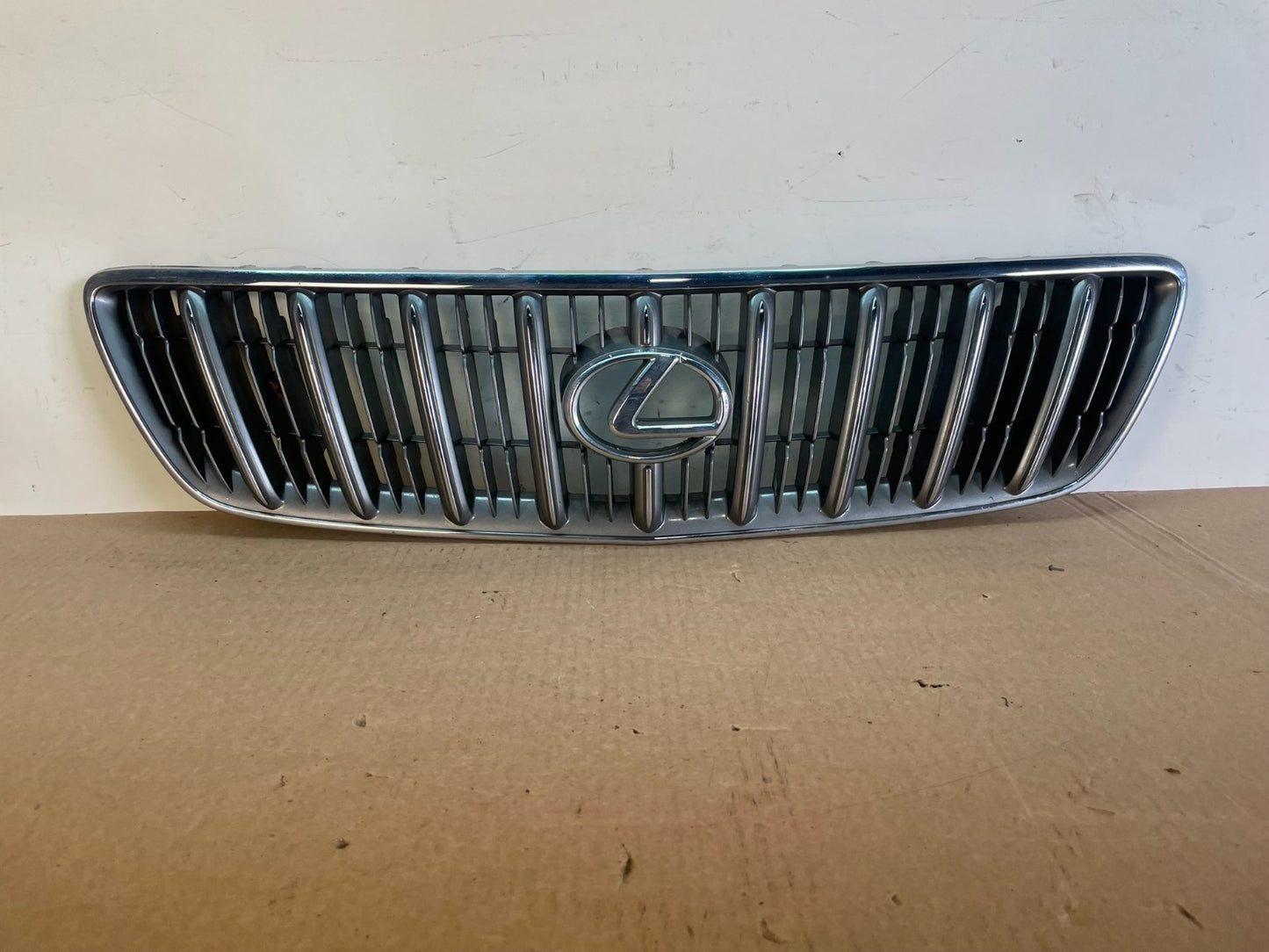 1999 to 2003 Lexus RX300 Front Upper Grill Grille AG2948 DG0