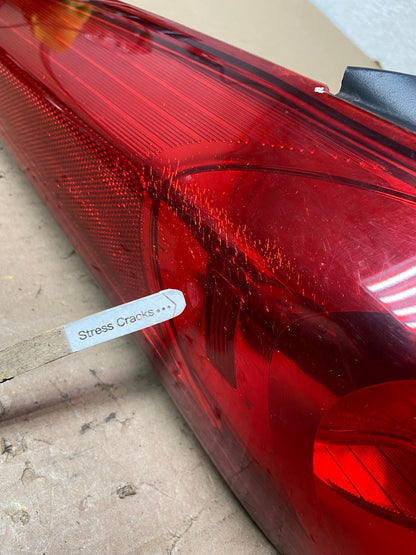 2011 2012 2013 Hyundai Elantra Sedan Left Driver Side Tail Light AG8056 LK4