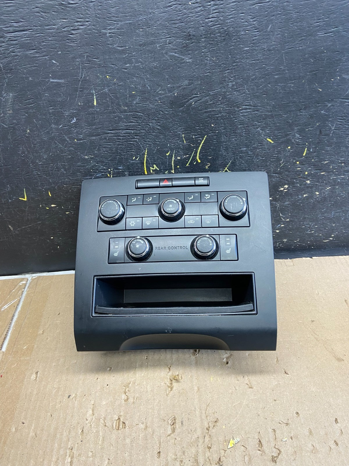 2009 2010 2011 Volkswagen Routan Ac Heater Climate Control p55111869ae ab2245 DG0