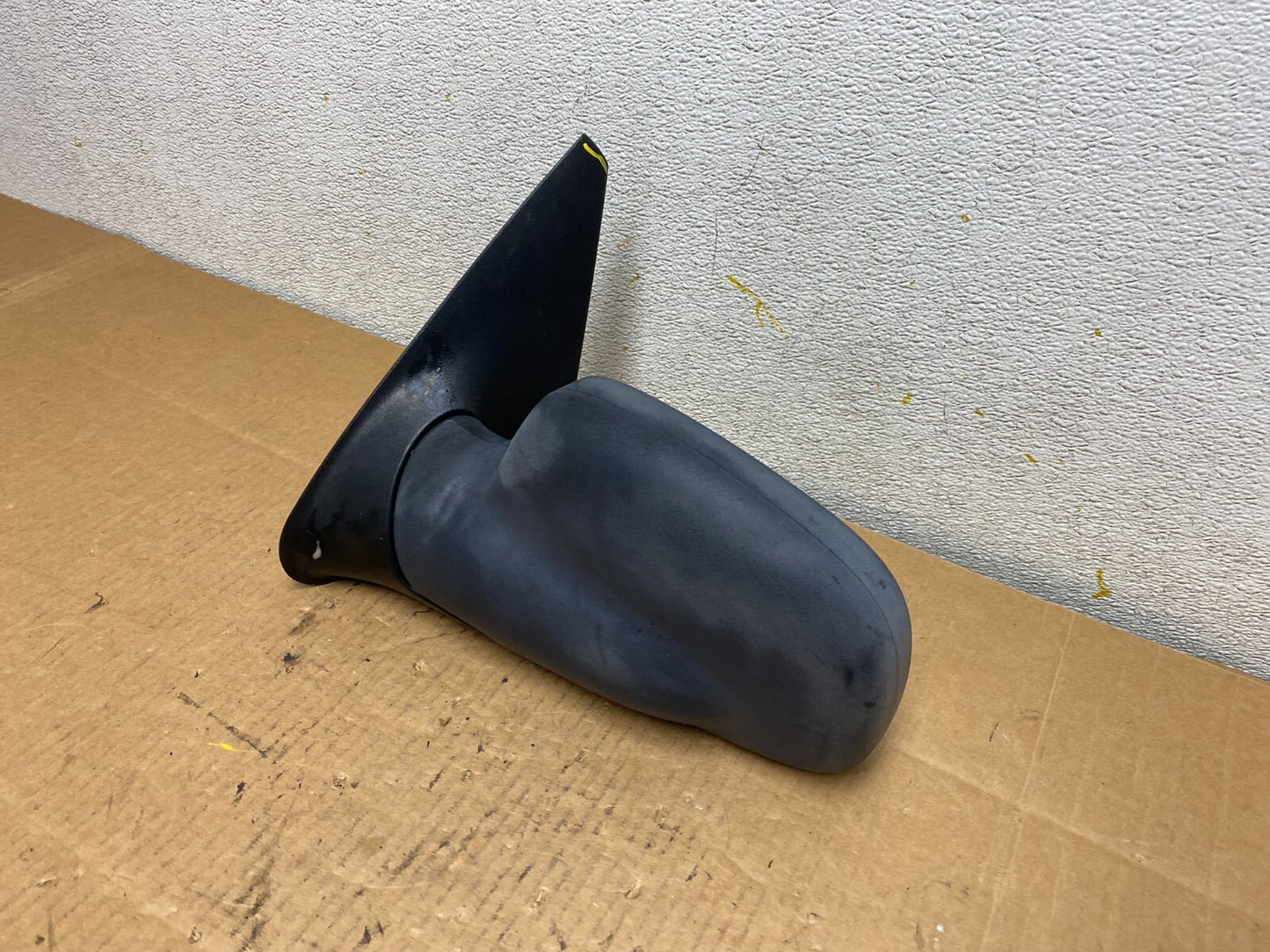 2002 to 2005 Land Rover Freelander Left Driver View Door Mirror N4289 OEM DG1