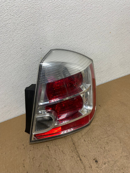 2007 to 2012 Nissan Sentra Right Passenger Rh Side Tail Light AC7273 LK2