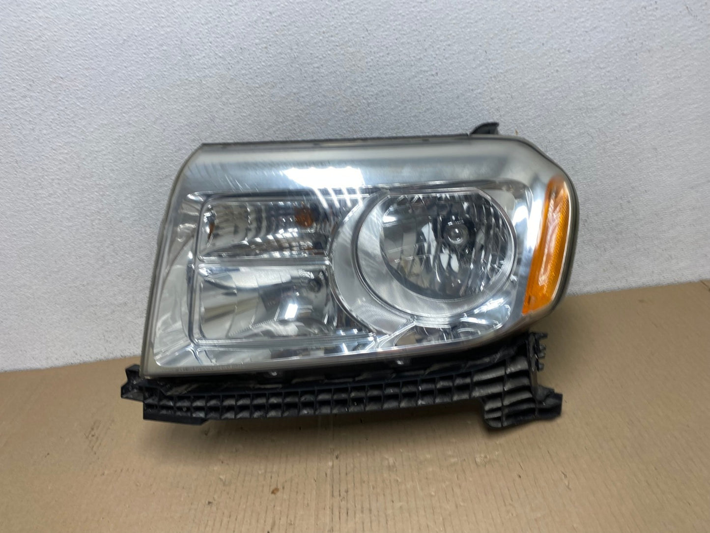 2013 to 2015 Honda Pilot Left Driver LH Side Halogen Headlight AE9505 LK0
