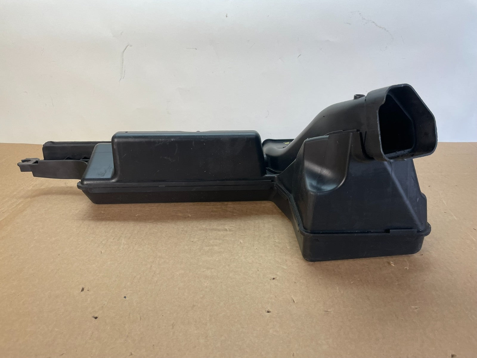 2013 to 2016 Nissan Pathfinder Upper Air Intake Duct AG3037 DG3