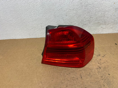 2006 2007 2008 Bmw 328i 3 Series Right Passenger Rh Side Tail Light AD4680 LK0