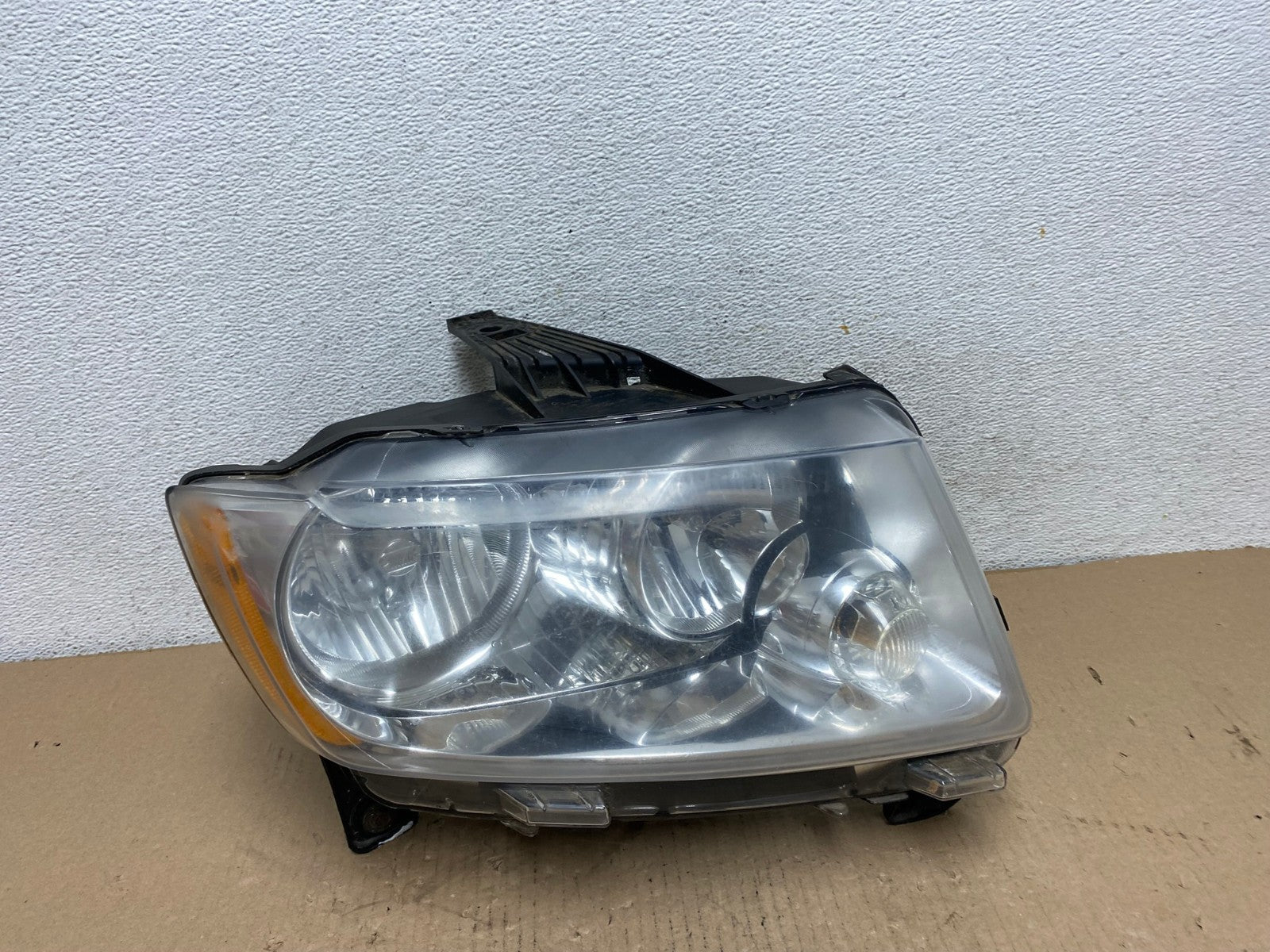 2011-2013 Jeep Grand Cherokee Right Passenger Halogen Headlight AF3160 LK0