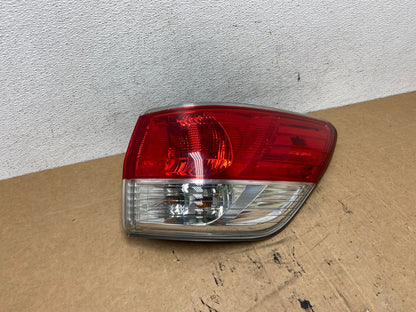 2013 to 2016 Nissan Pathfinder Passenger Right Side Tail Light AD6374 LK2