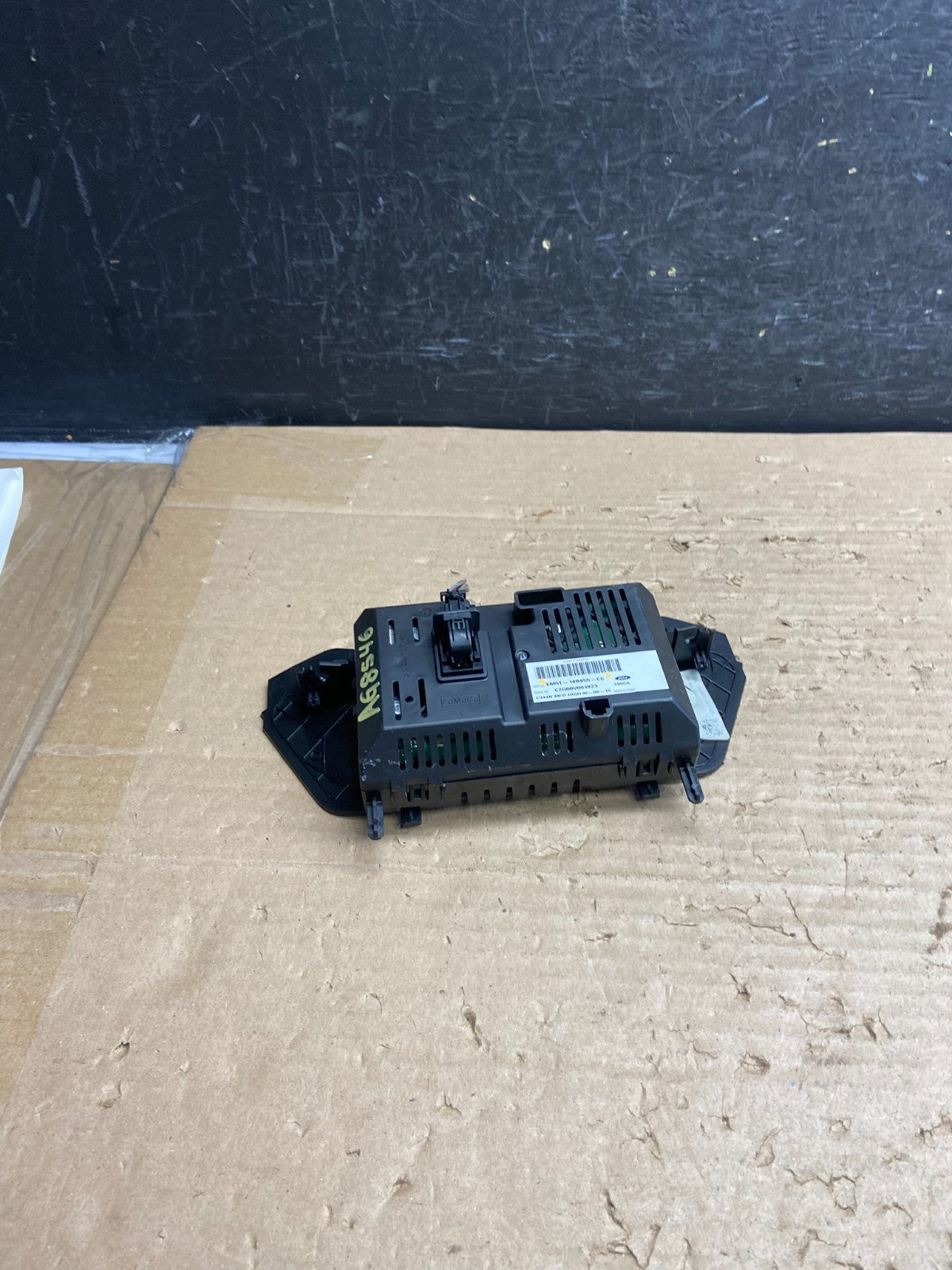2014 2015 2016 Ford C-Max Upper Center Radio Info Display Screen AG8546 DG3