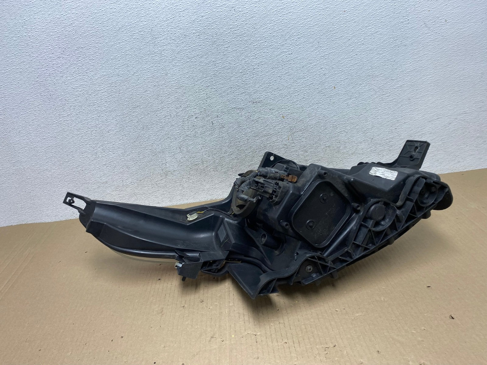 2011 to 2015 Ford Explorer Left Driver LH Halogen Headlight AE9483 LK8