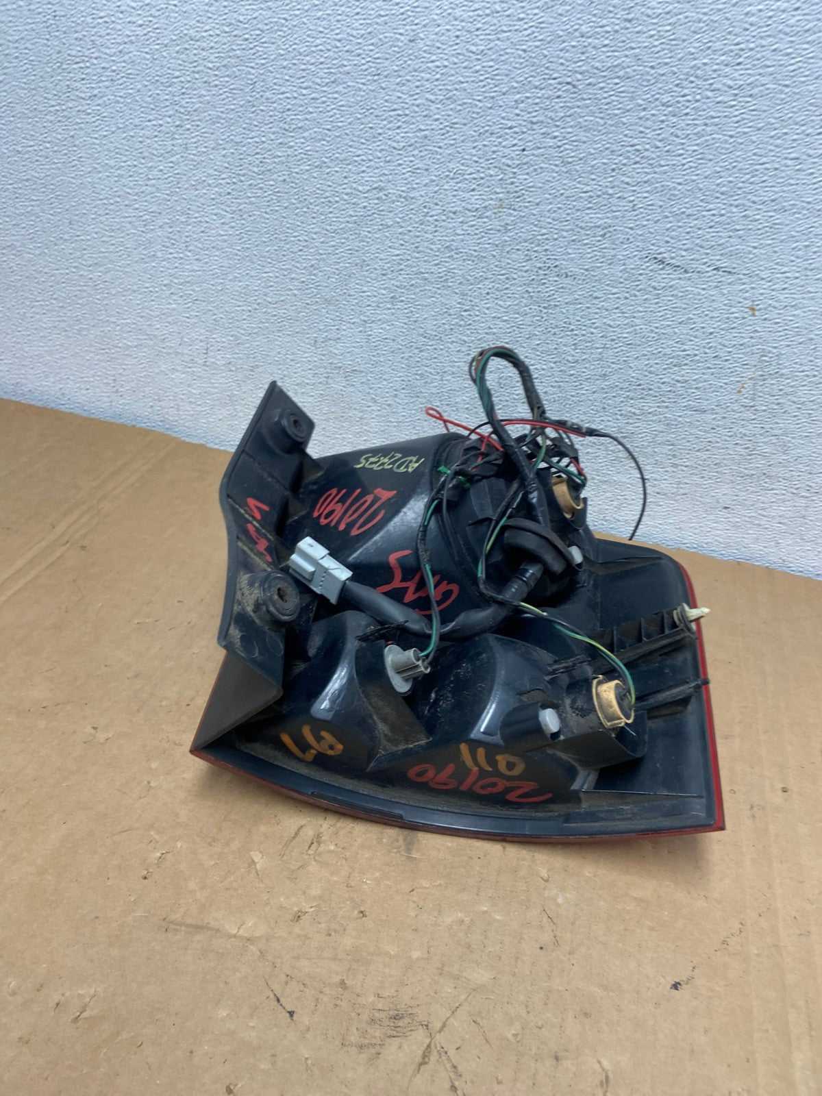 2003 to 2008 Honda Element Right Passenger Rh Side Tail Light AD2775 LK7